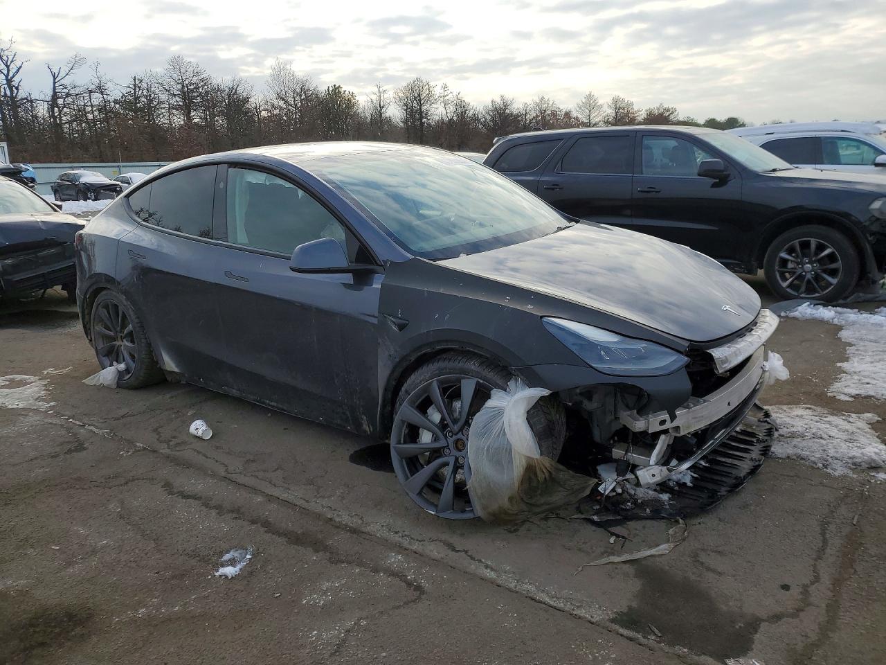 2023 TESLA MODEL Y — снимка 4
