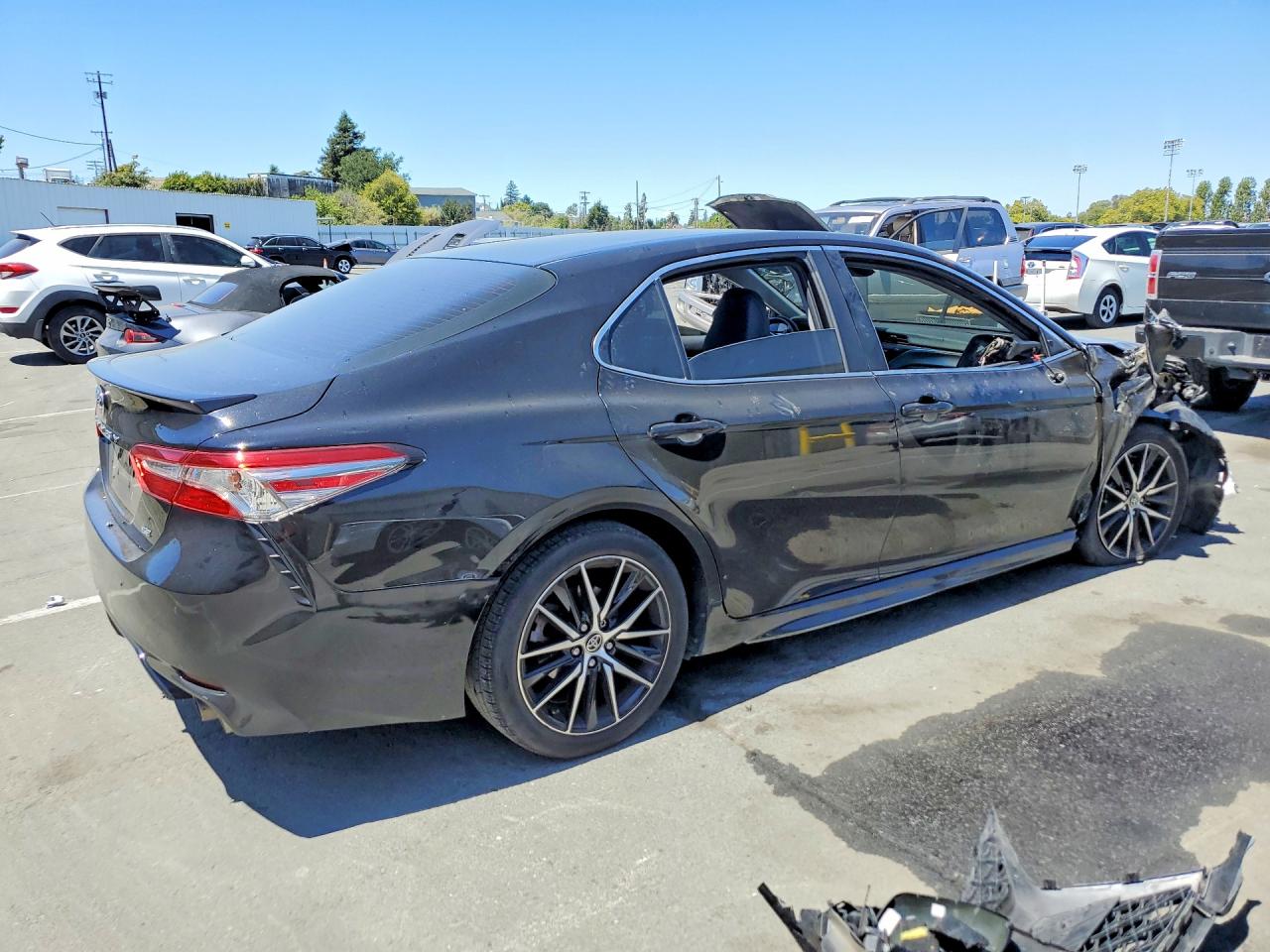 2018 TOYOTA CAMRY SE — снимка 3