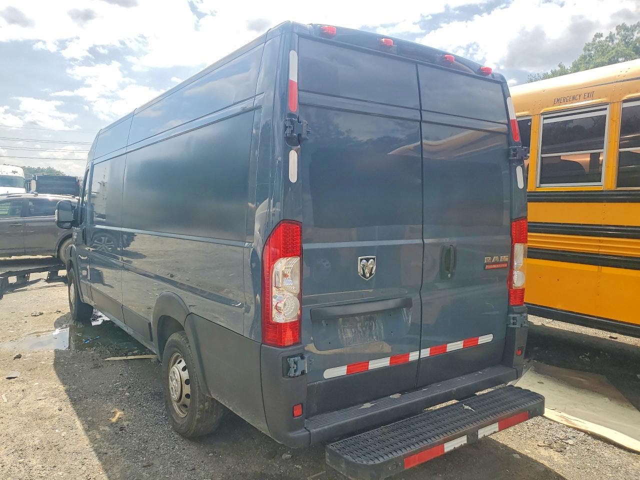 2020 RAM PROMASTER 3500 — снимка 2