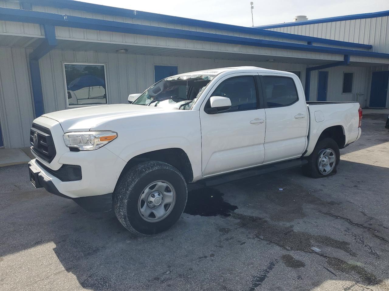2020 TOYOTA TACOMA SR