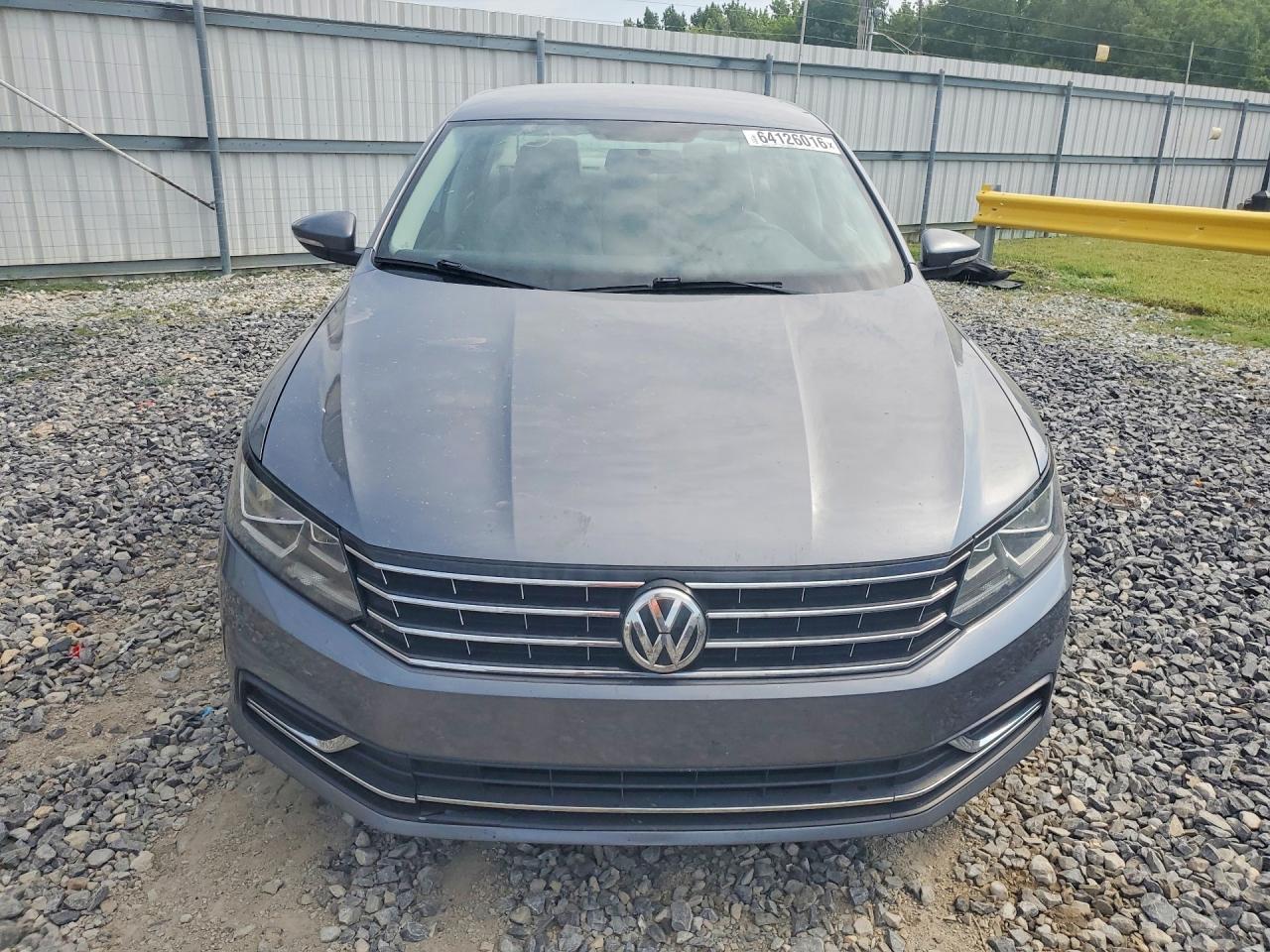 2017 VOLKSWAGEN PASSAT S — снимка 5