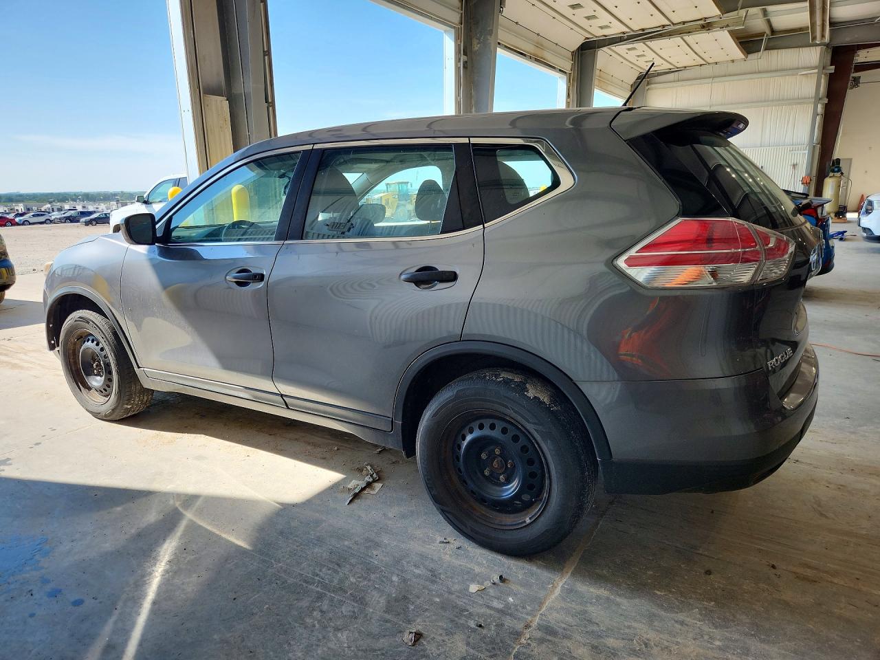 2016 NISSAN ROGUE S — снимка 2