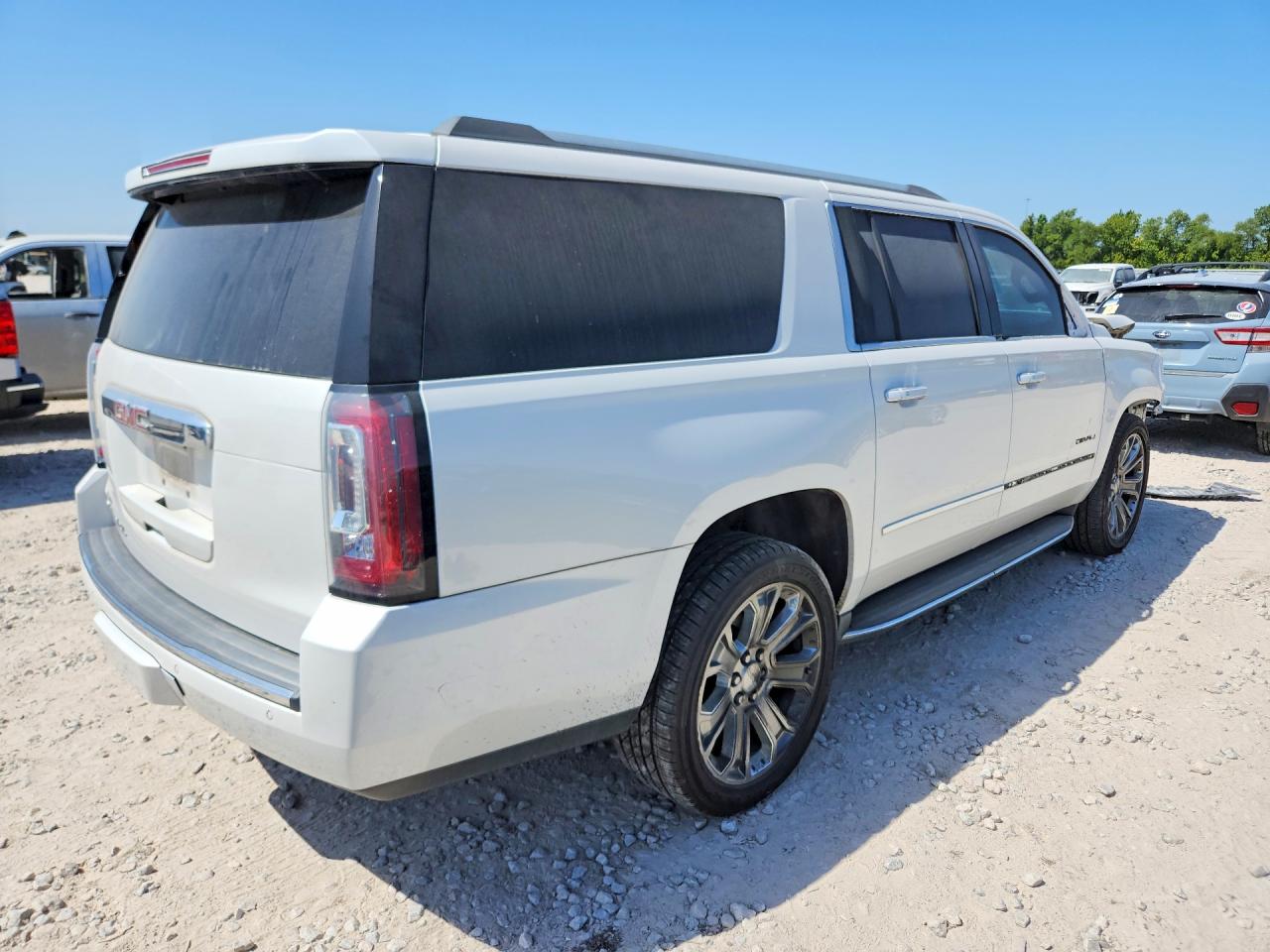 2018 GMC YUKON XL DENALI — снимка 3