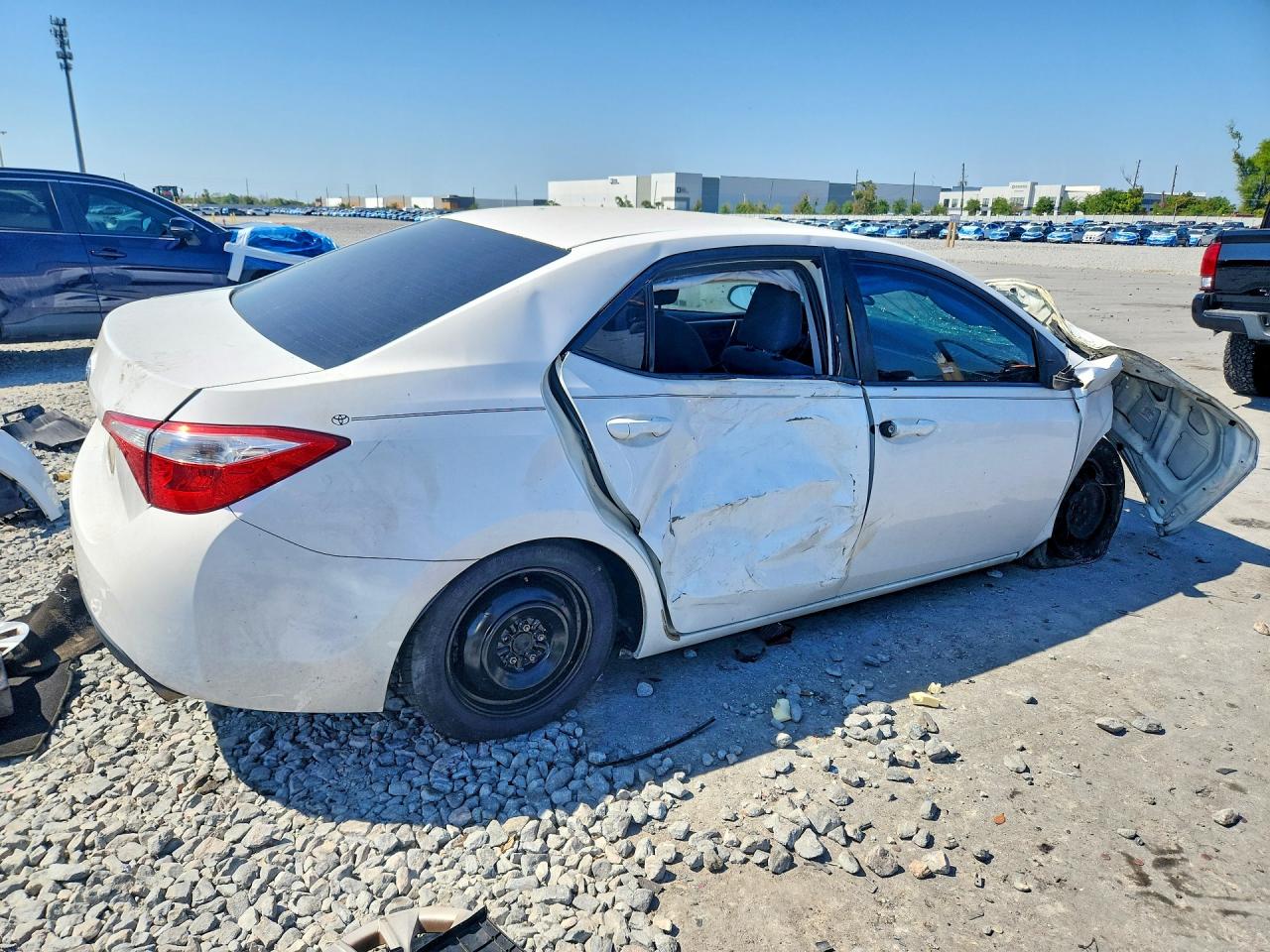 2015 TOYOTA COROLLA L — снимка 3