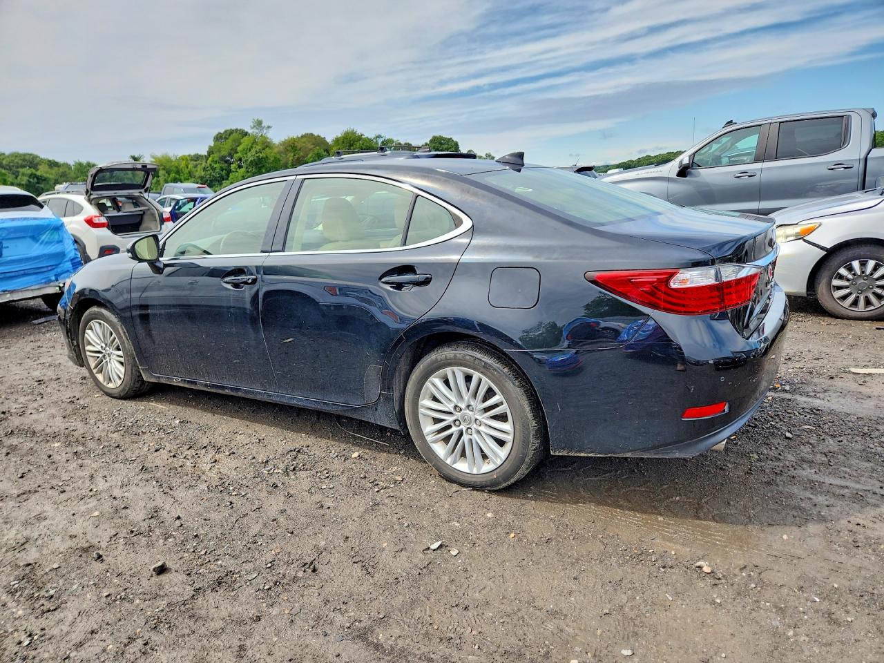 2015 LEXUS ES 350 — снимка 2