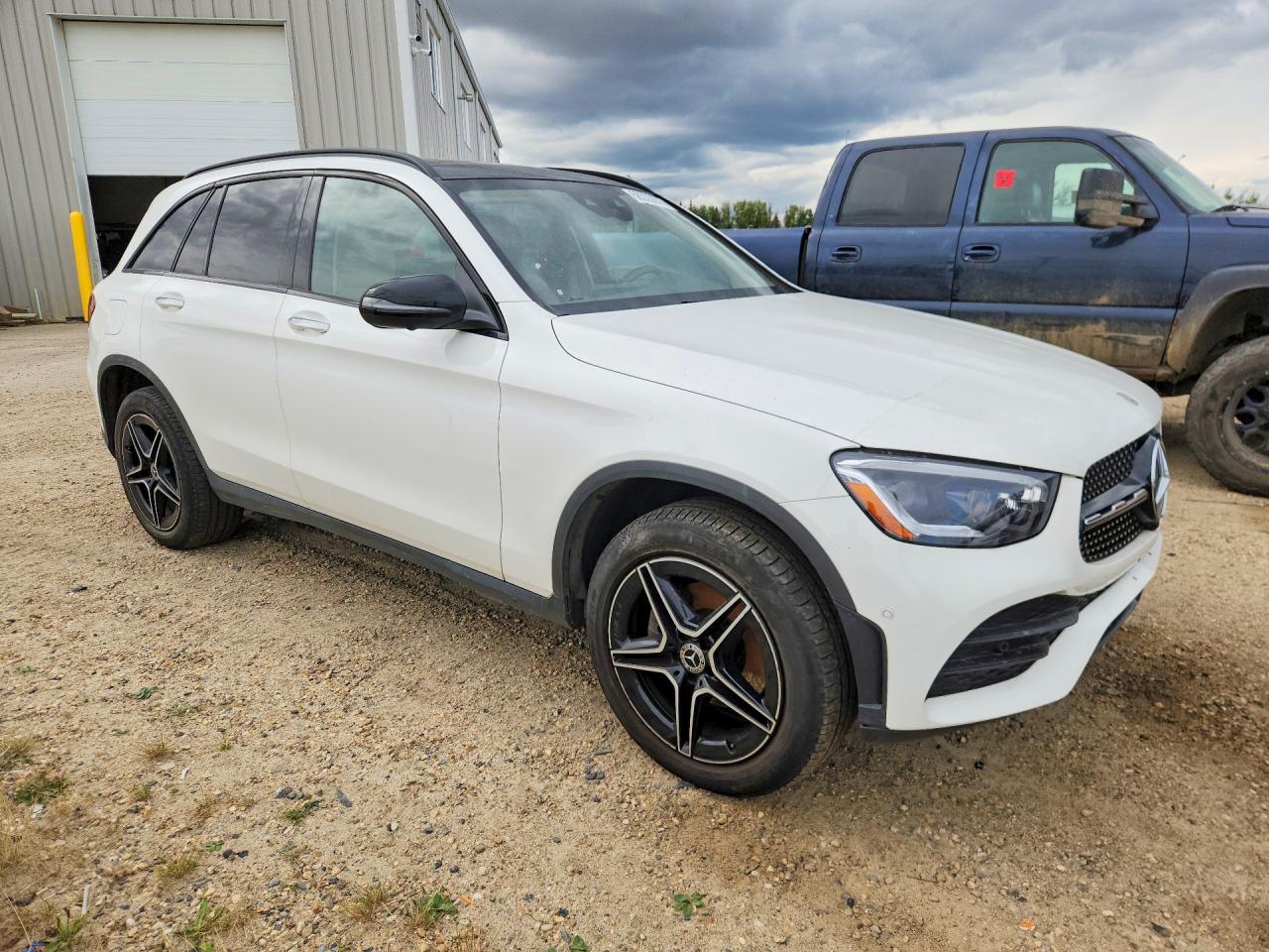 2021 MERCEDES-BENZ GLC 300 4MATIC — снимка 4
