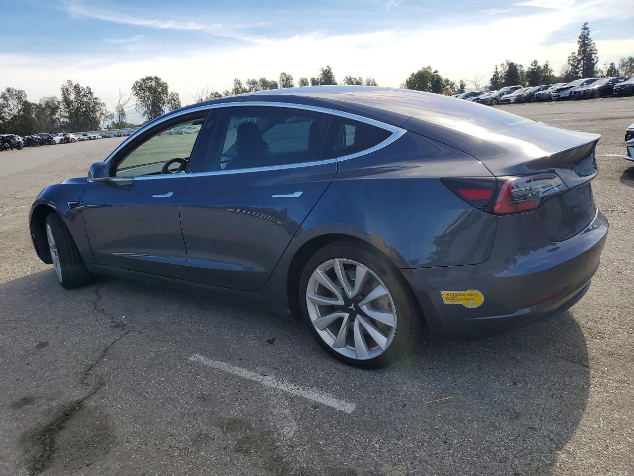 2018 TESLA MODEL 3 — снимка 2