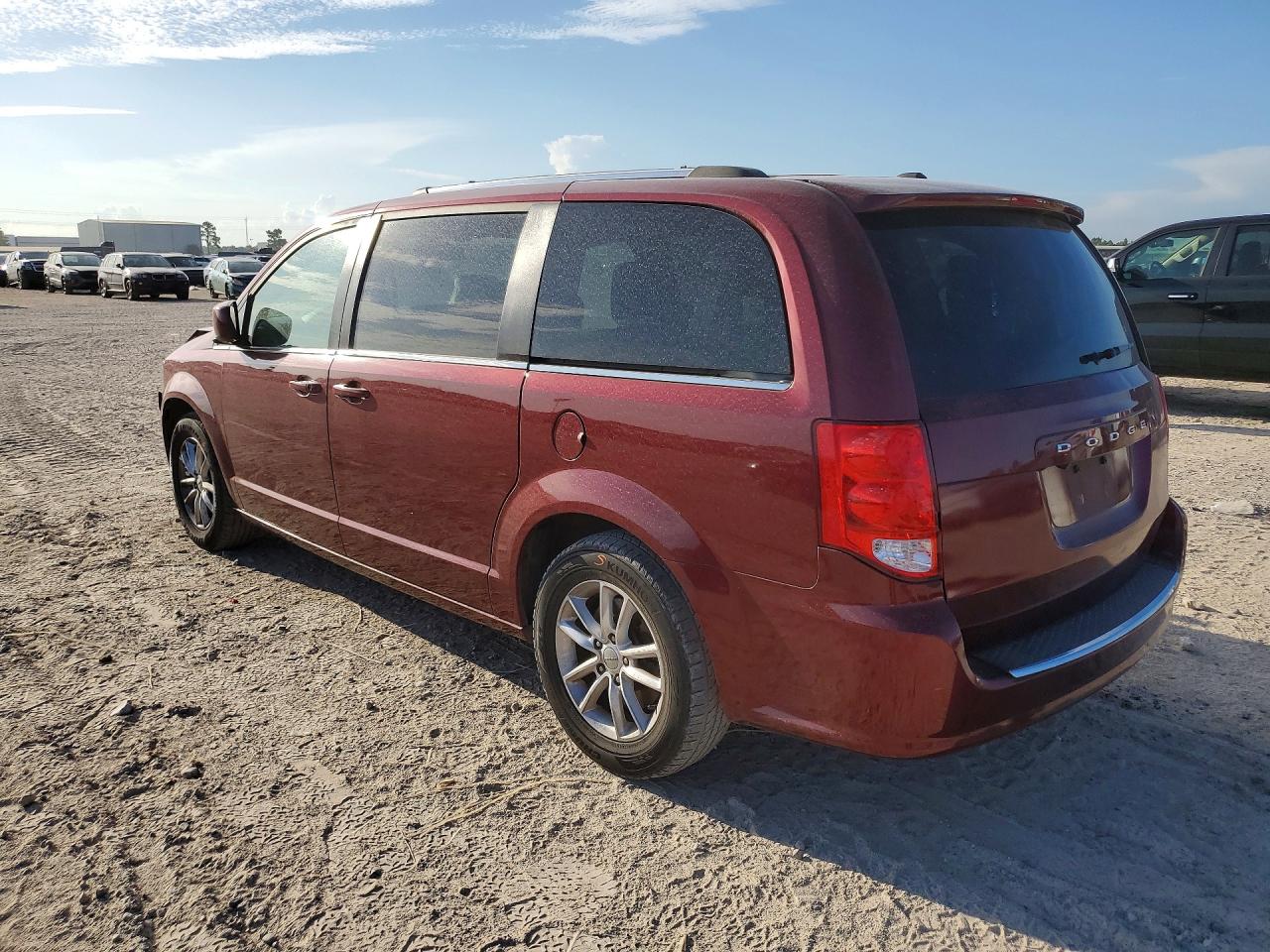 2019 DODGE GRAND CARAVAN SXT — снимка 2
