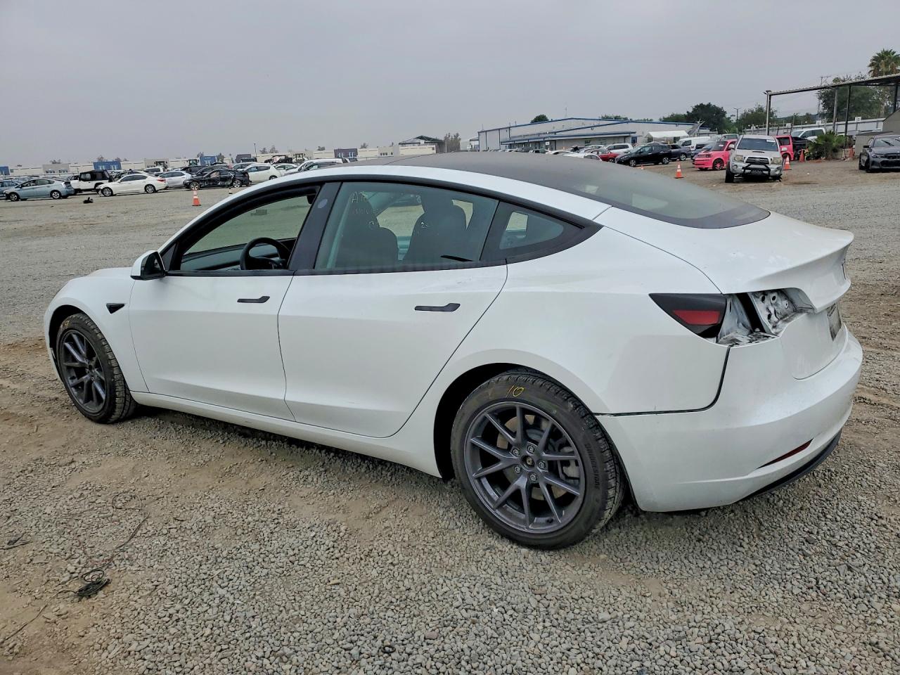 2023 TESLA MODEL 3 — снимка 2