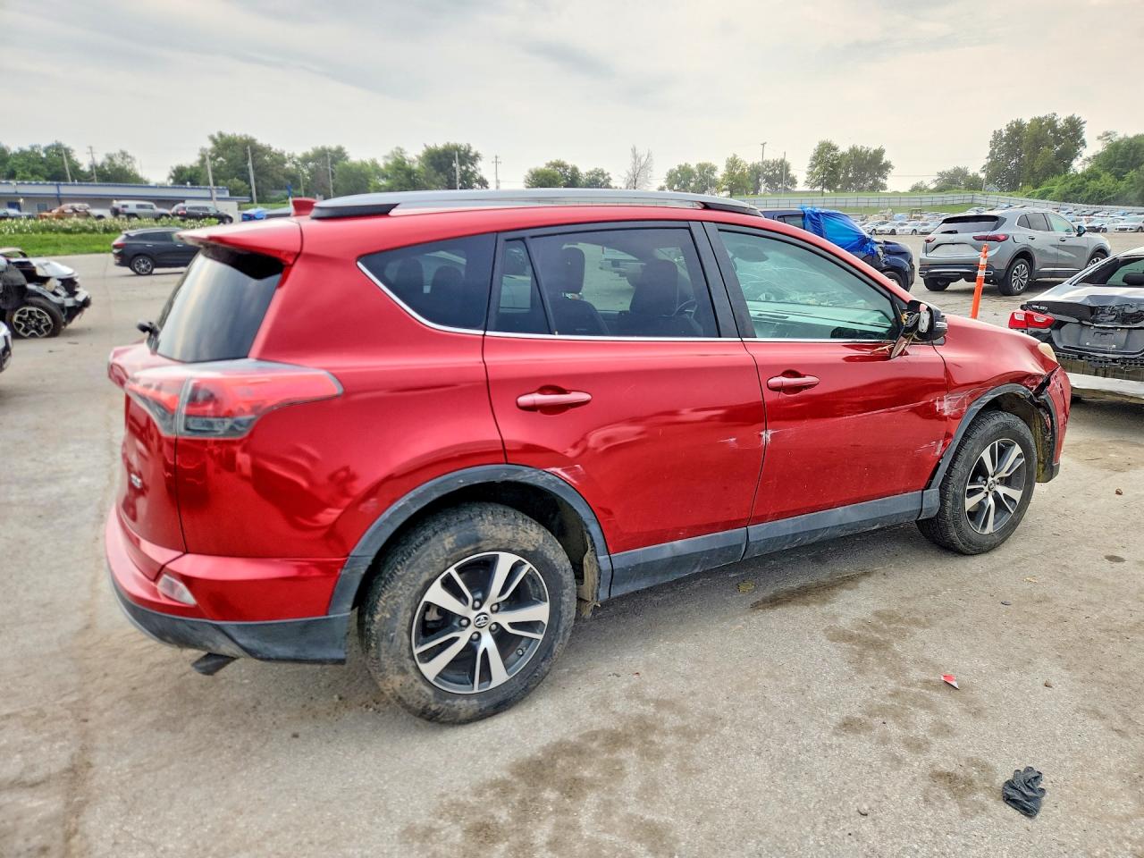 2017 TOYOTA RAV4 XLE — снимка 3