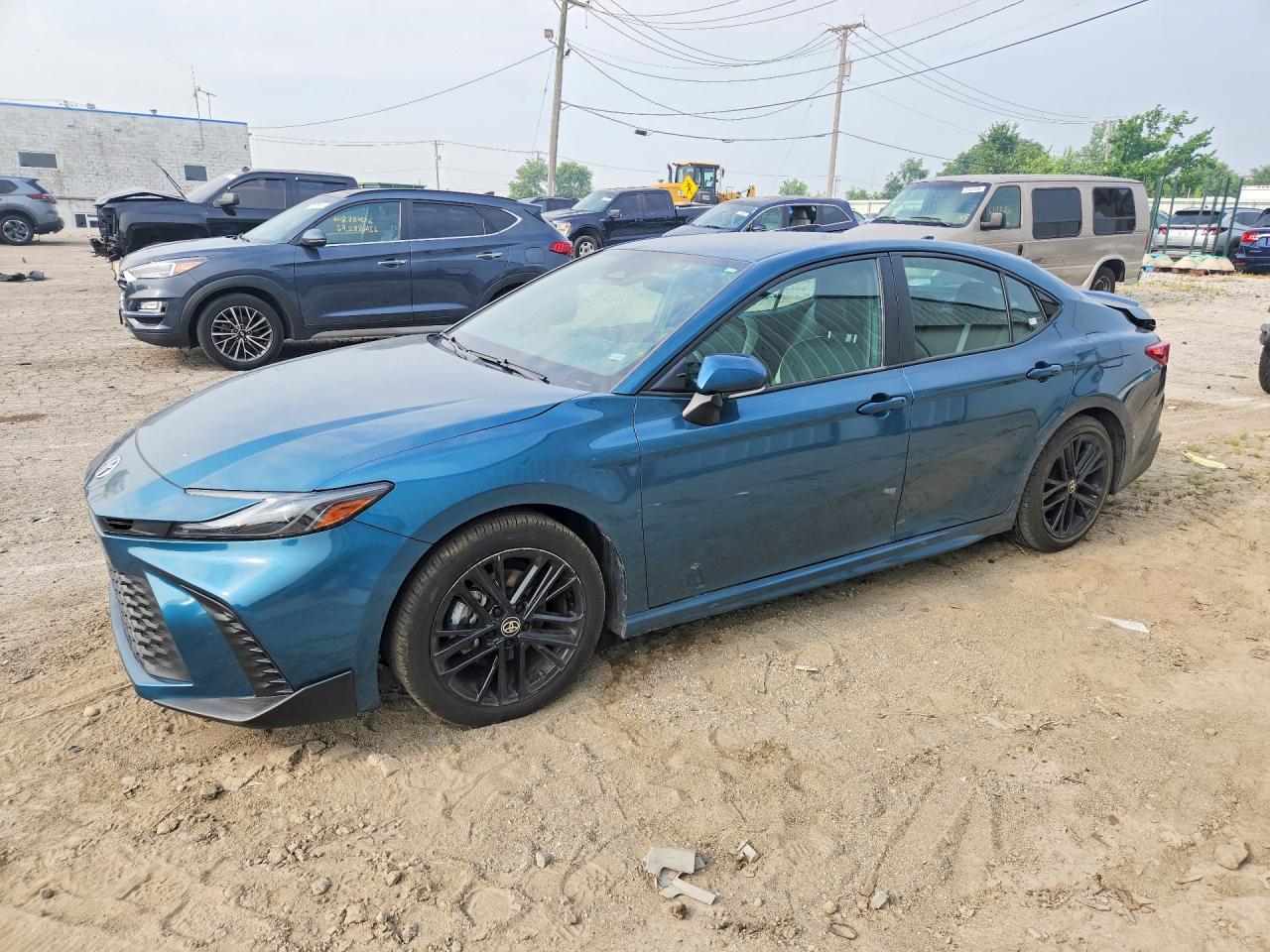 2025 TOYOTA CAMRY SE