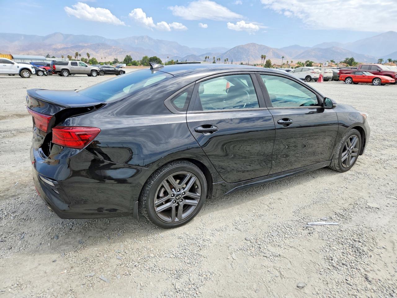 2020 KIA FORTE GT LINE — снимка 3