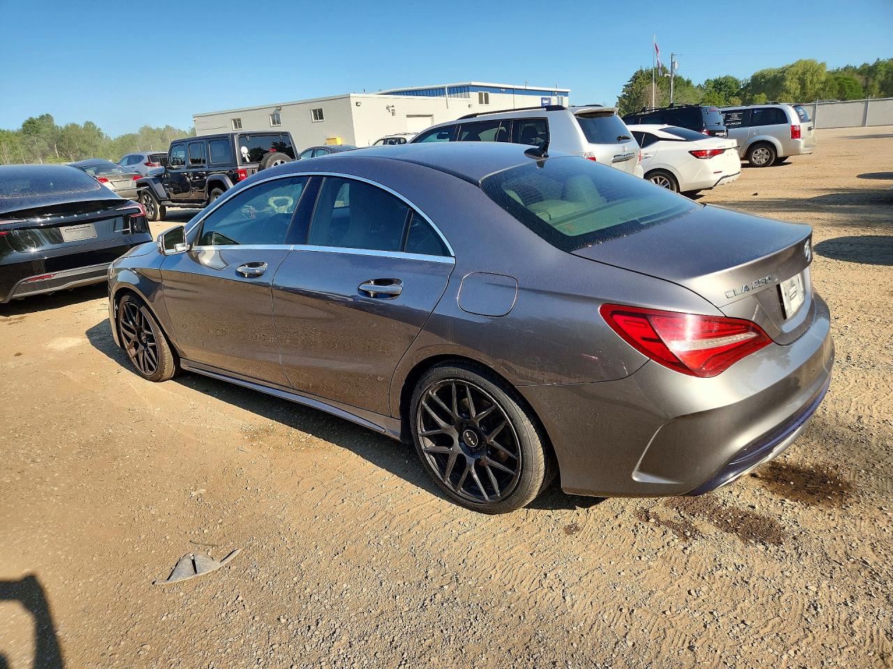 2017 MERCEDES-BENZ CLA 250 4MATIC — снимка 2