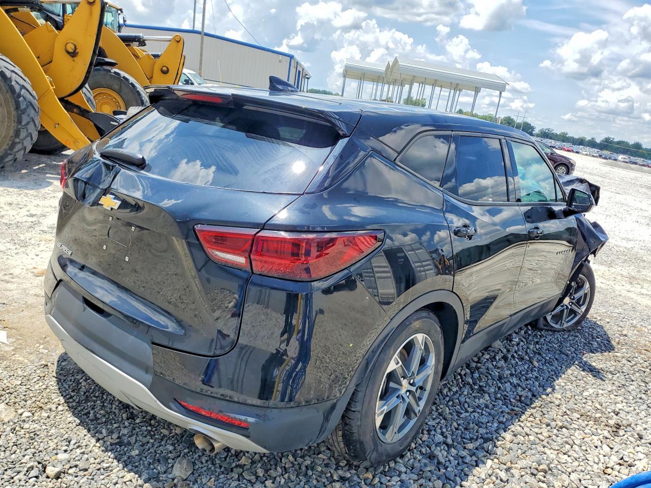 2023 CHEVROLET BLAZER 2LT — снимка 3