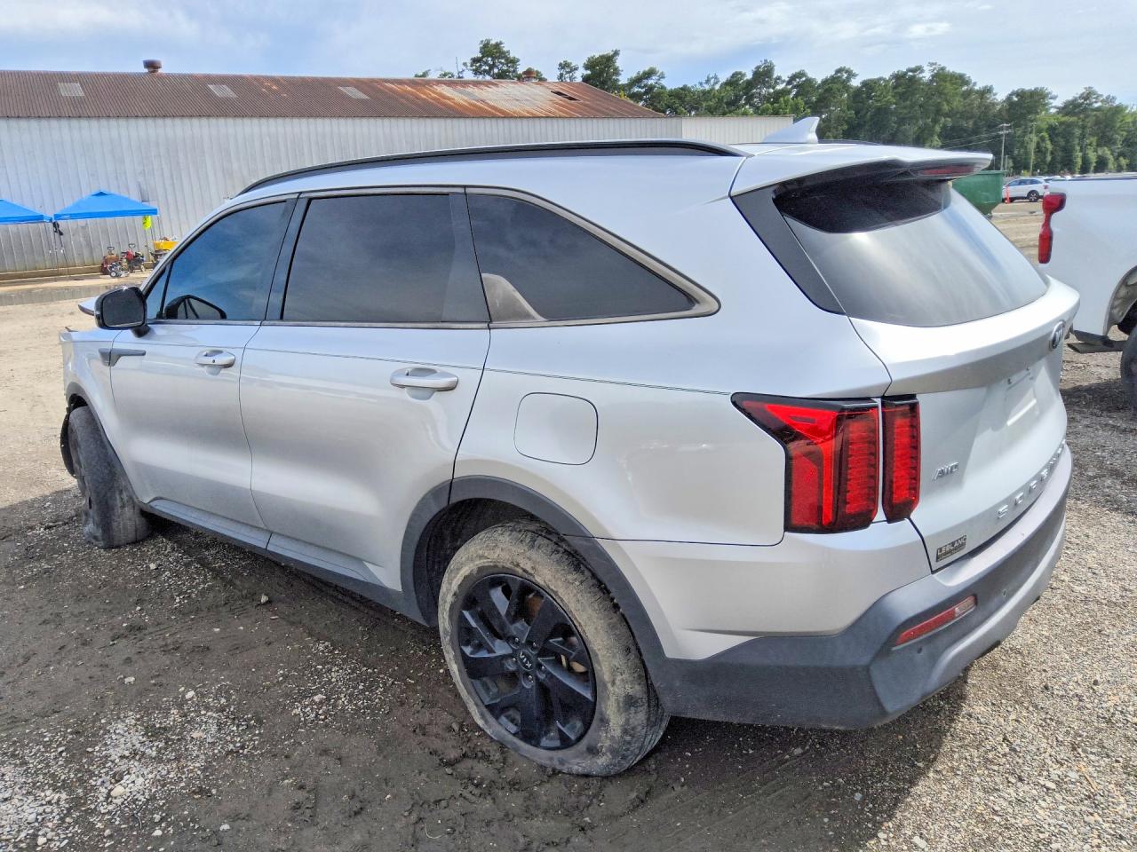2021 KIA SORENTO S — снимка 2