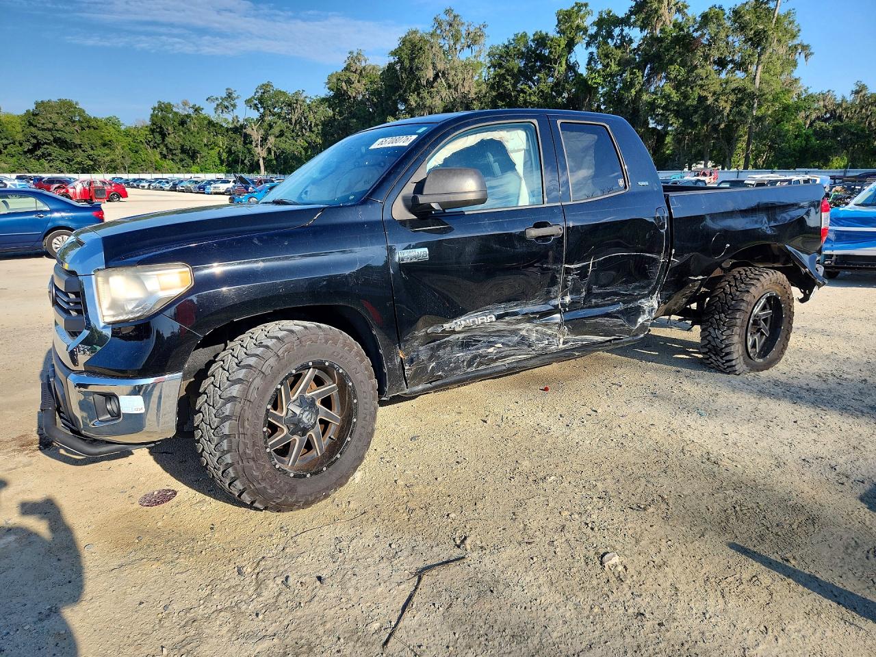 2015 TOYOTA TUNDRA SR5