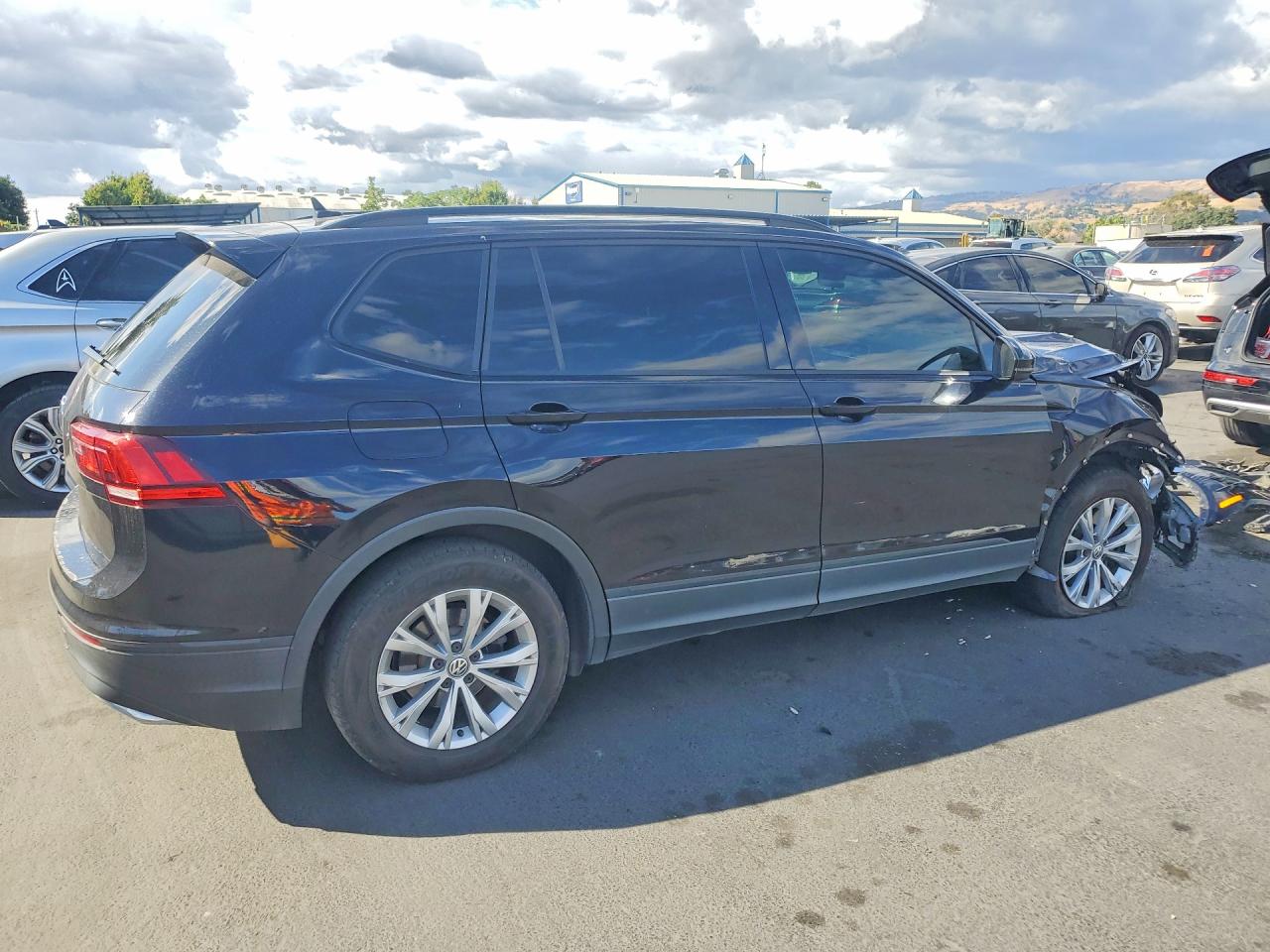 2020 VOLKSWAGEN TIGUAN S — снимка 3