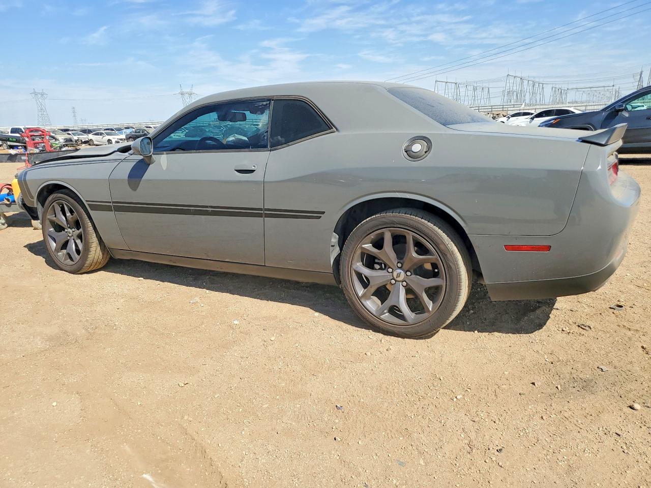 2017 DODGE CHALLENGER SXT — снимка 2