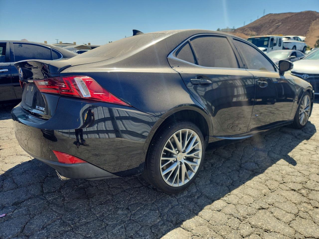 2016 LEXUS IS 200T — снимка 3