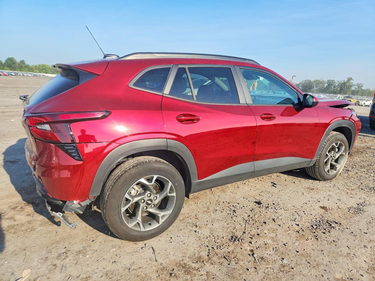 2025 CHEVROLET TRAX 1LT — снимка 3