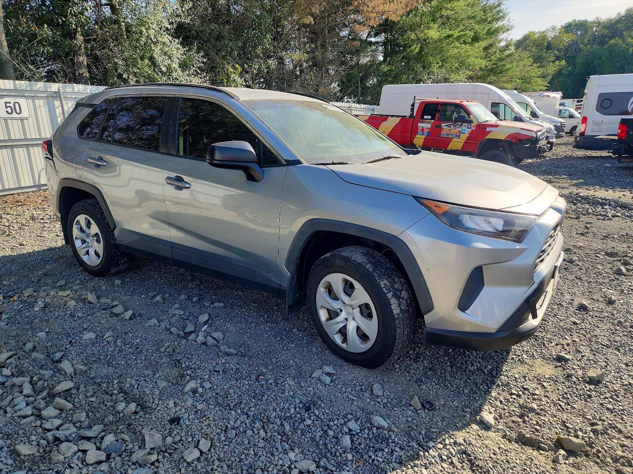 2020 TOYOTA RAV4 LE — снимка 4