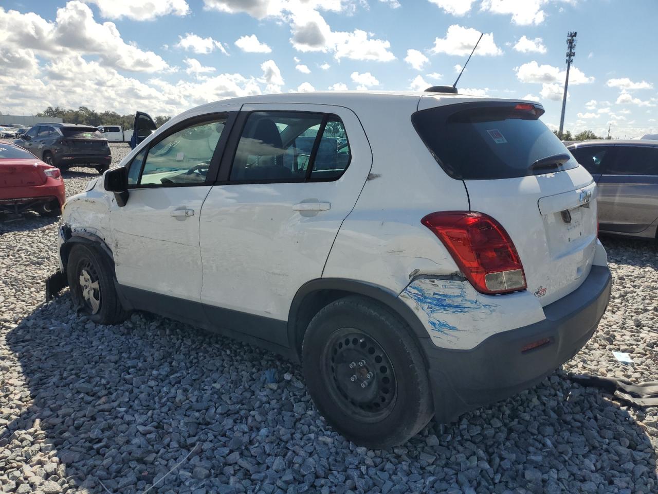 2015 CHEVROLET TRAX LS — снимка 2