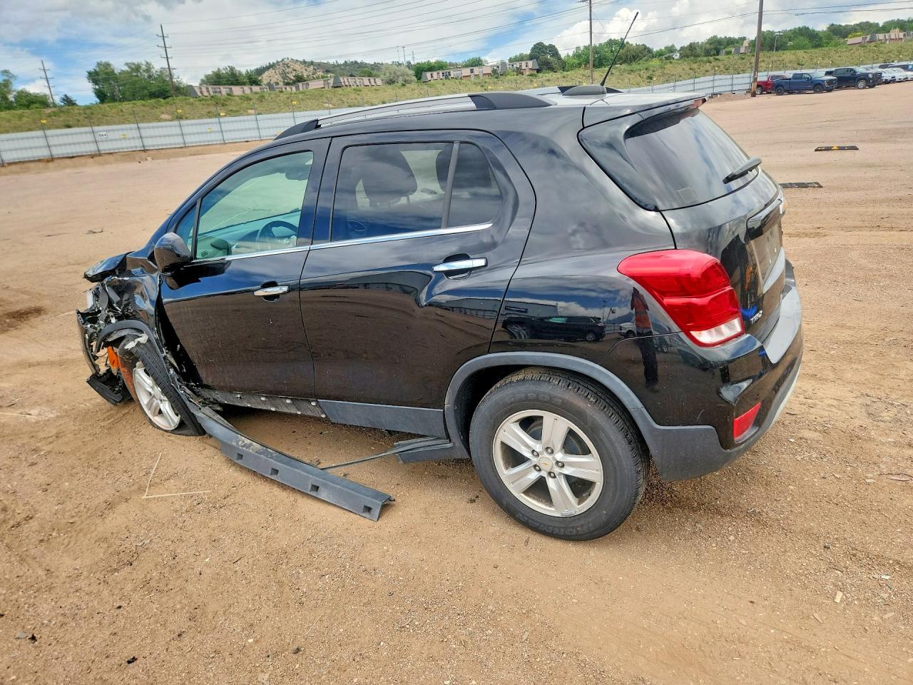 2019 CHEVROLET TRAX 1LT — снимка 2