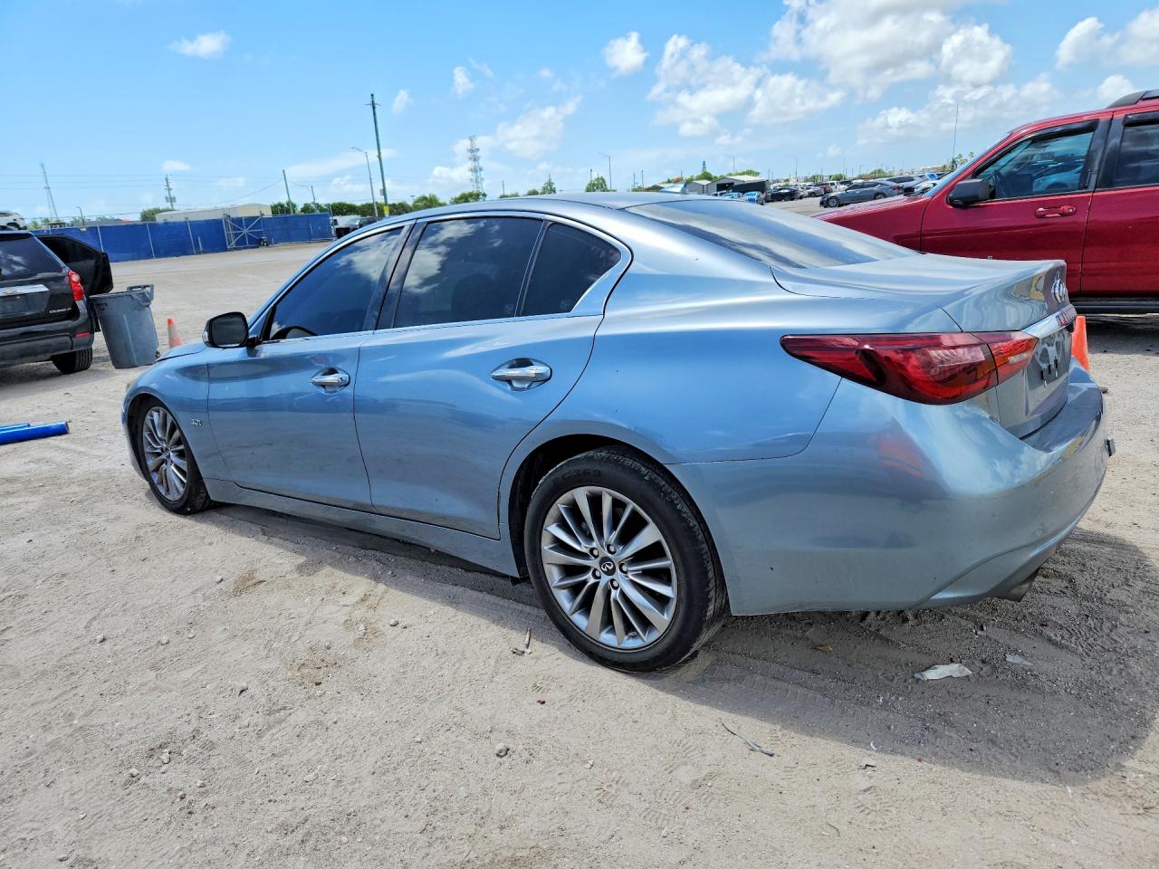 2019 INFINITI Q50 3.0T LUXE — снимка 2