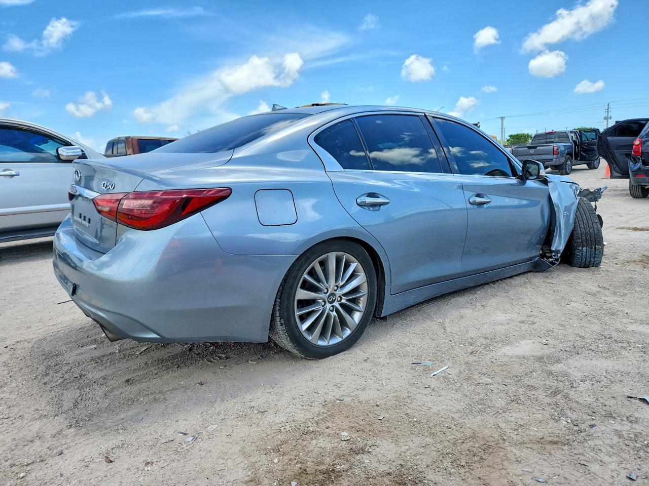 2019 INFINITI Q50 3.0T LUXE — снимка 3
