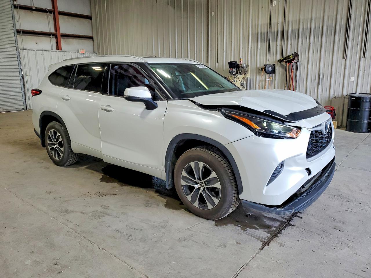 2022 TOYOTA HIGHLANDER XLE — снимка 4