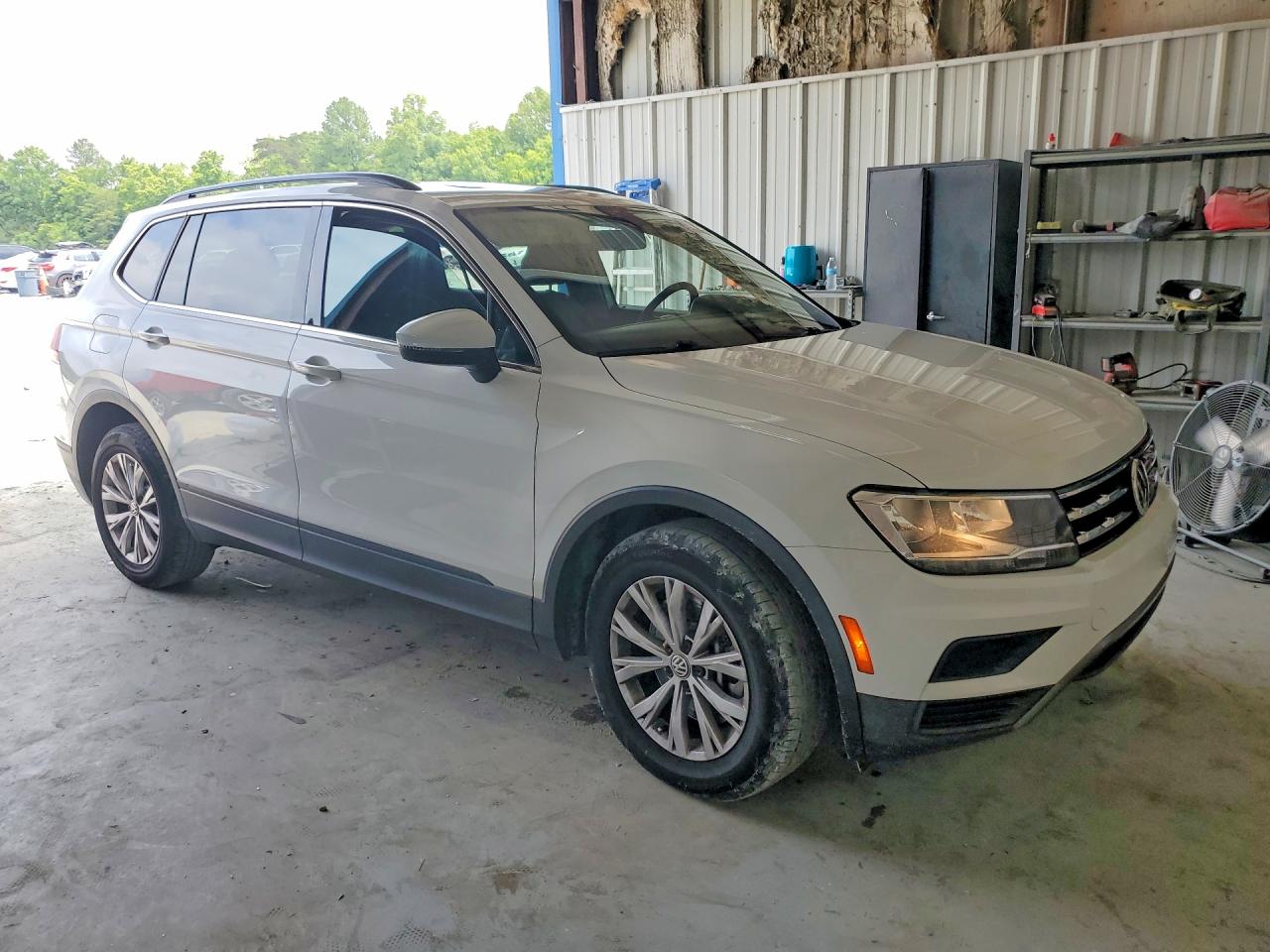 2019 VOLKSWAGEN TIGUAN SE/SEL/SEL R-LINE JET-BLACK/SEL R-LINE — снимка 4