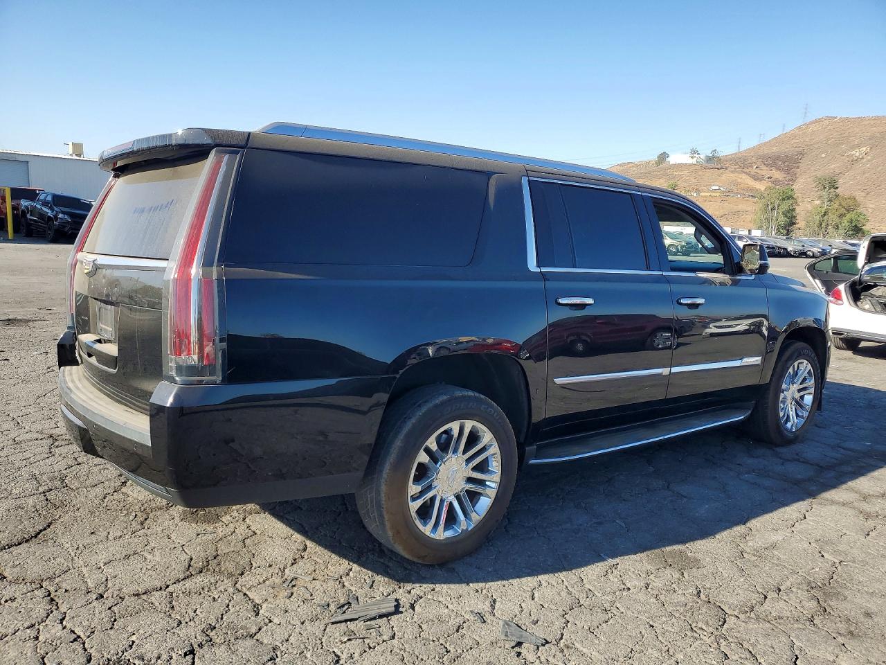 2020 CADILLAC ESCALADE ESV — снимка 3
