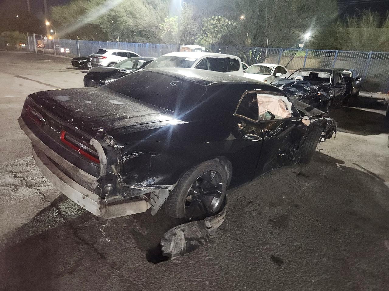 2016 DODGE CHALLENGER SXT — снимка 3