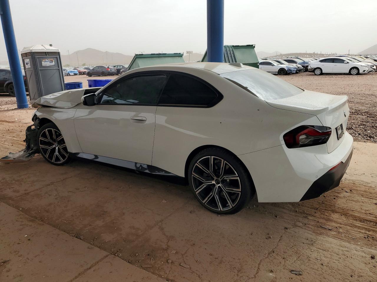 2023 BMW 230I — снимка 2
