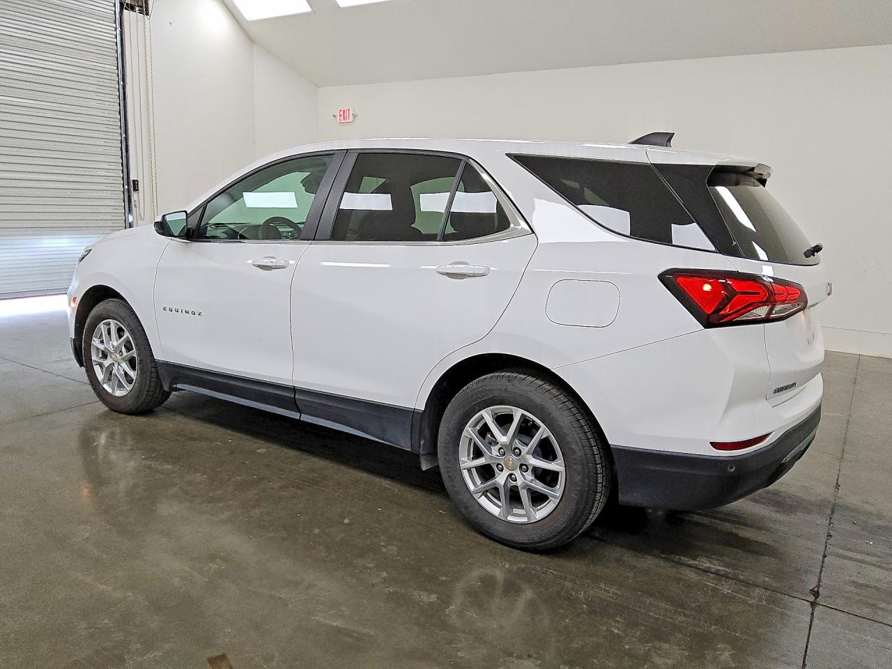 2024 CHEVROLET EQUINOX LT — снимка 2