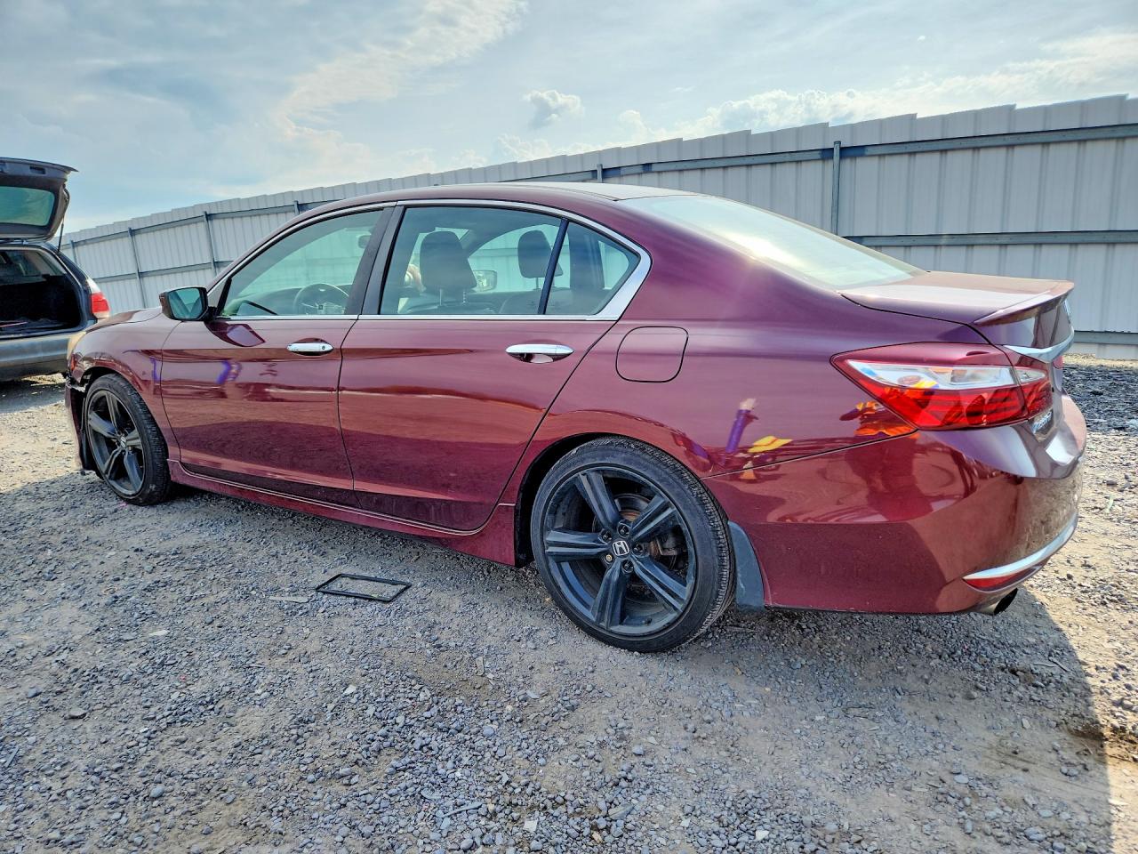 2017 HONDA ACCORD SPORT — снимка 2
