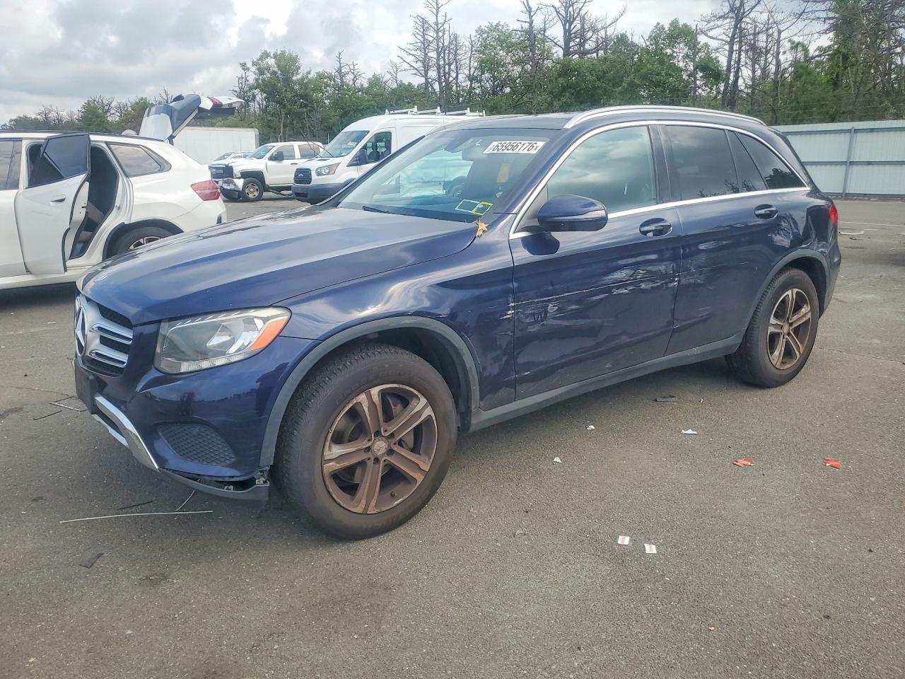 2016 MERCEDES-BENZ GLC 300 4MATIC