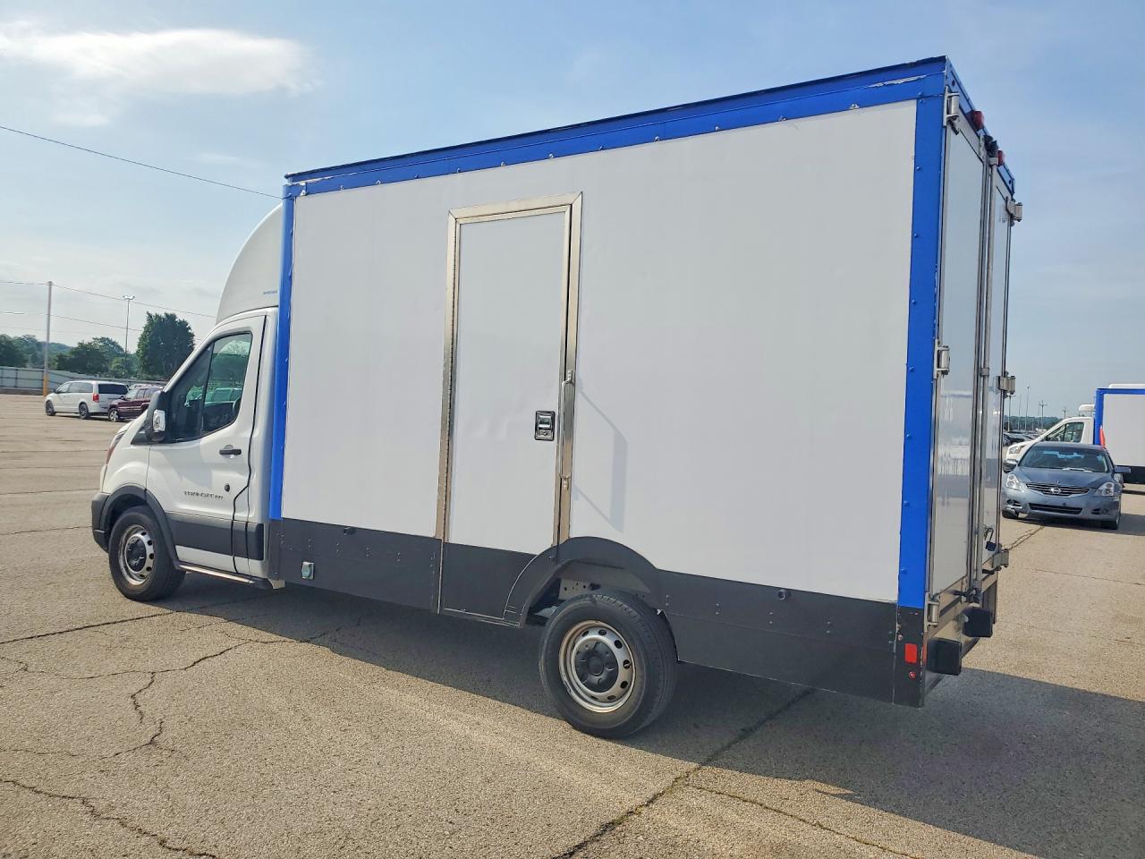 2022 FORD TRANSIT T-350 — снимка 2