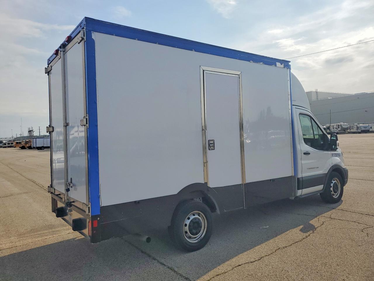 2022 FORD TRANSIT T-350 — снимка 3