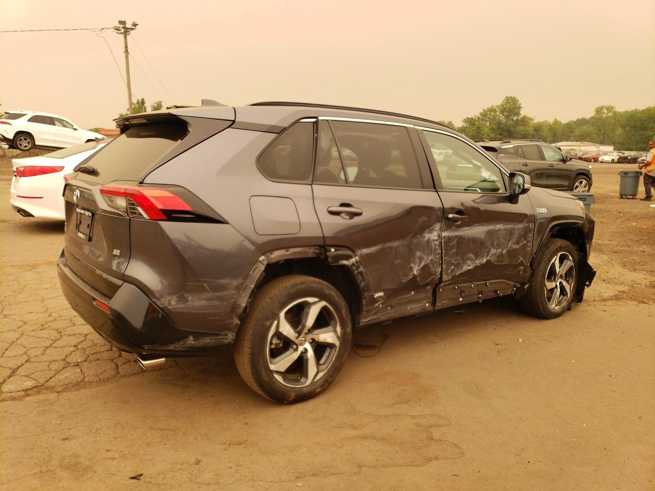 2023 TOYOTA RAV4 PRIME SE — снимка 3