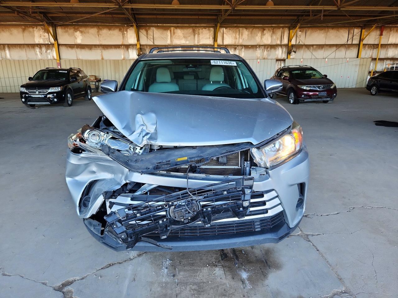 2019 TOYOTA HIGHLANDER HYBRID LE — снимка 5