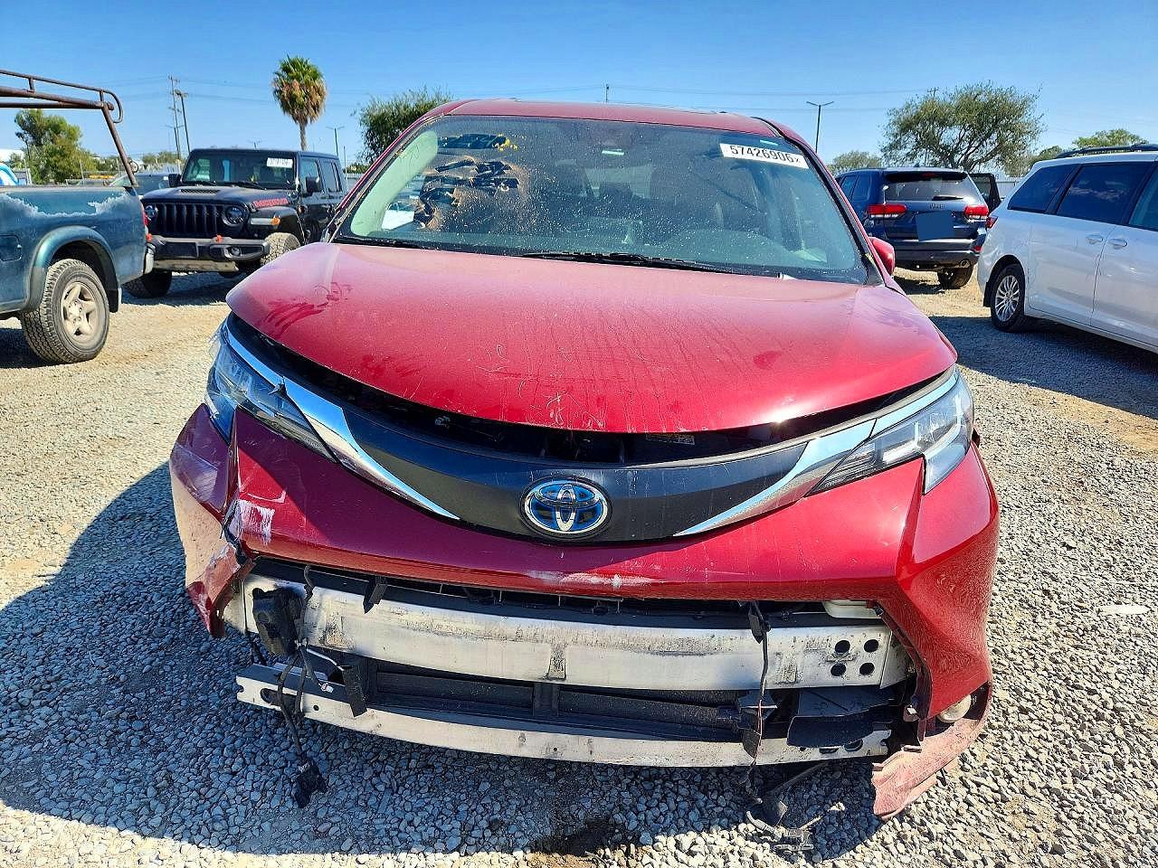 2021 TOYOTA SIENNA XLE — снимка 5