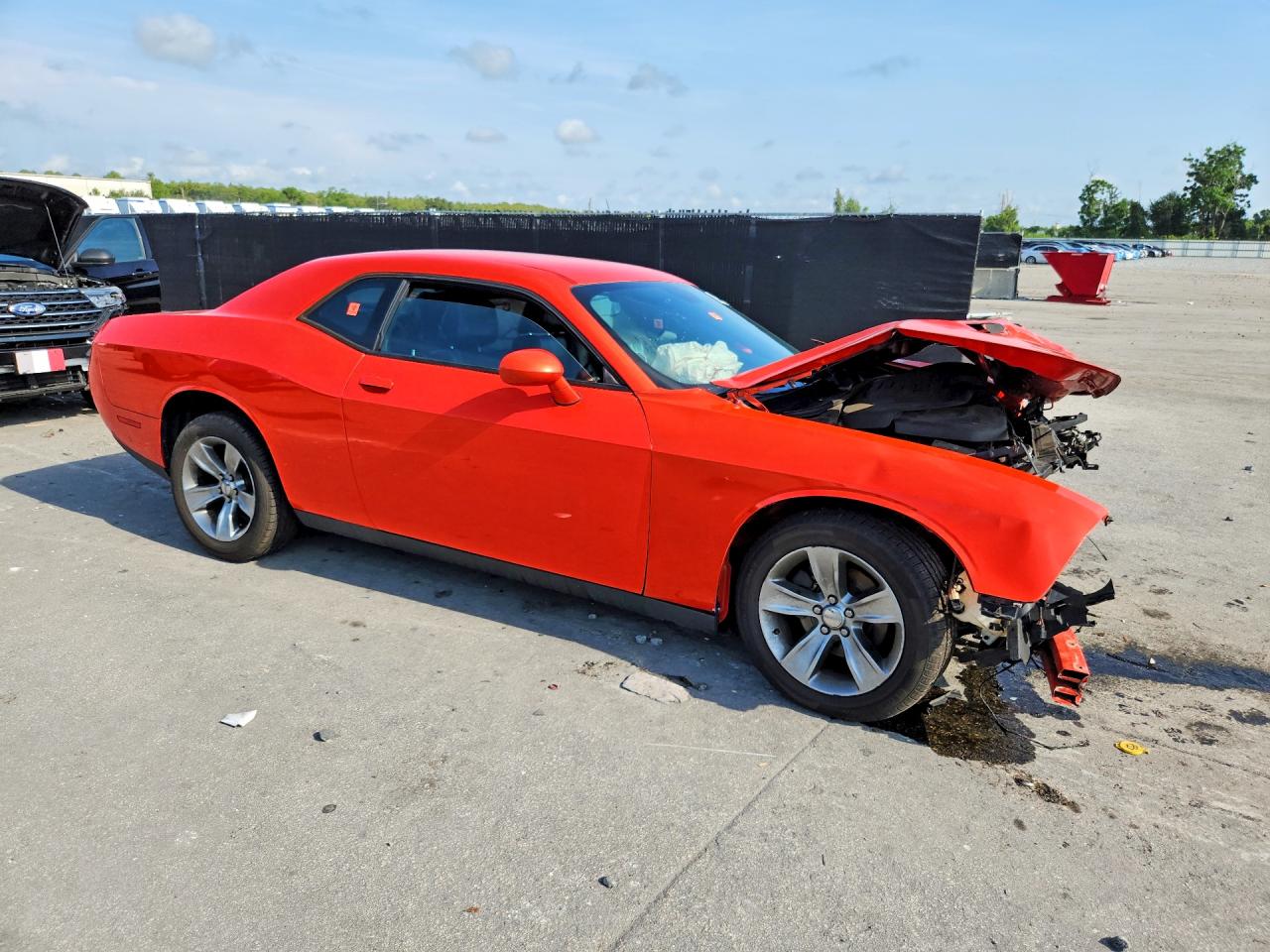 2016 DODGE CHALLENGER SXT — снимка 4