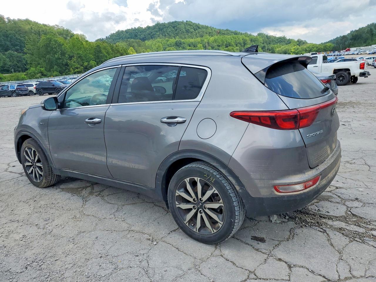 2017 KIA SPORTAGE EX — снимка 2