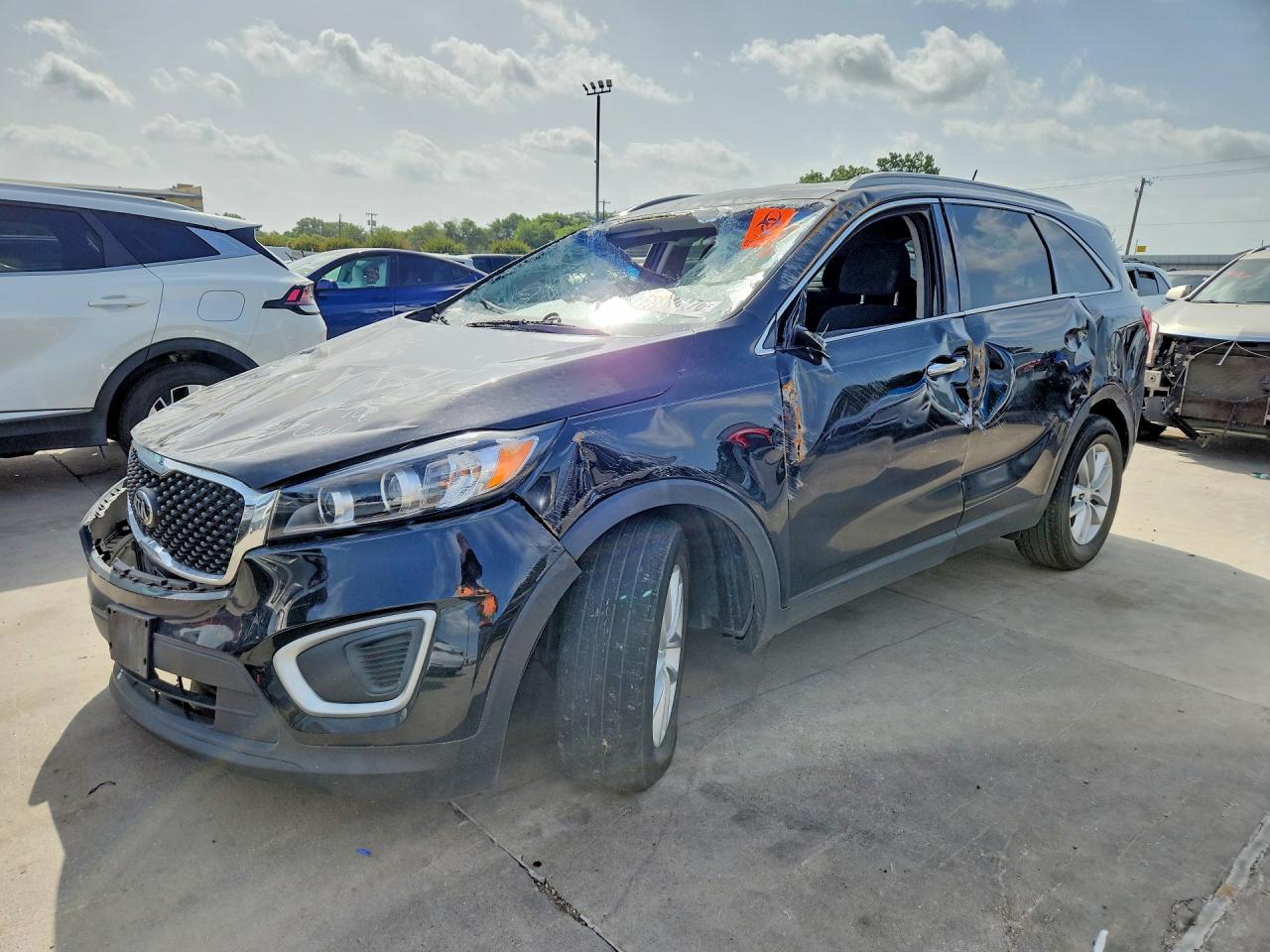 2017 KIA SORENTO LX