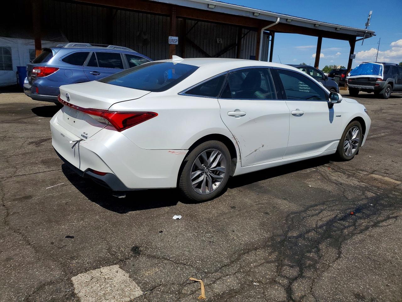 2019 TOYOTA AVALON HYBRID XLE — снимка 3