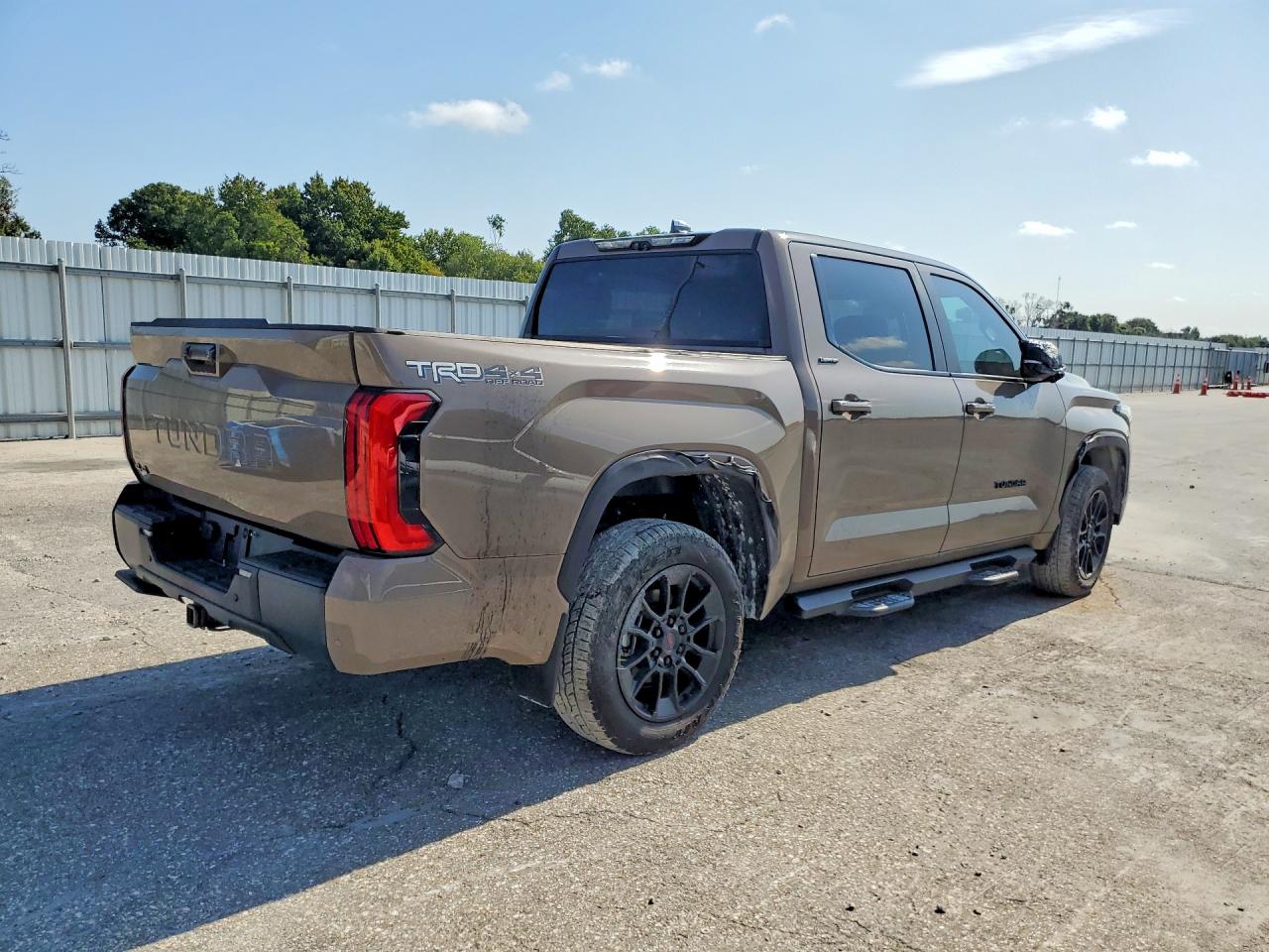 2026 TOYOTA TUNDRA LIMITED — снимка 3