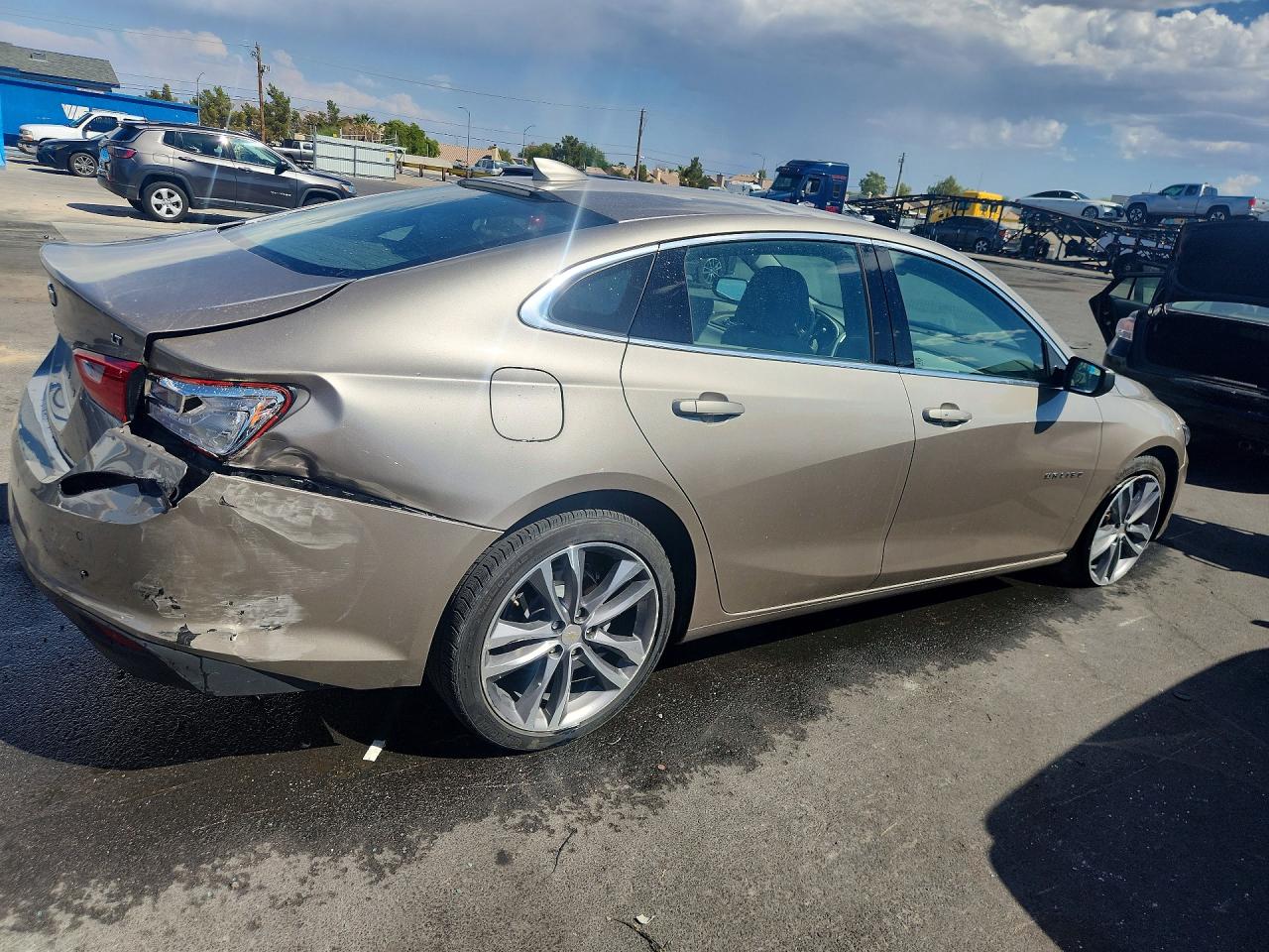 2025 CHEVROLET MALIBU LT — снимка 3