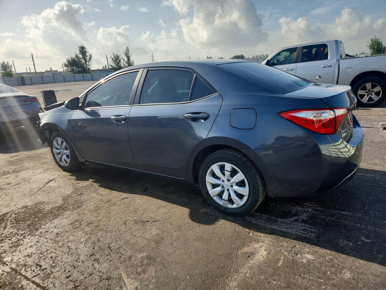 2016 TOYOTA COROLLA LE — снимка 2