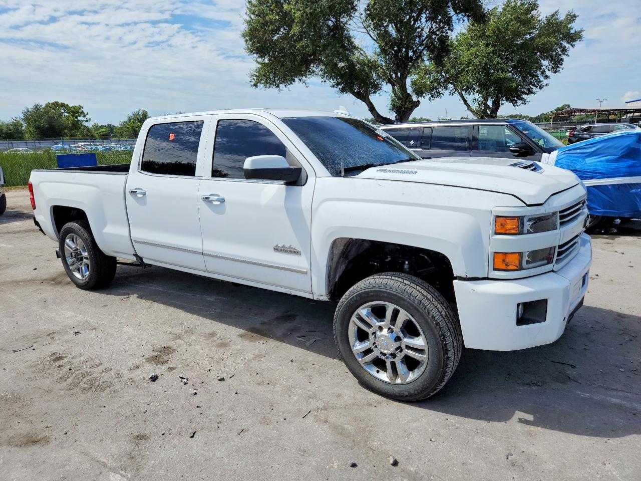 2017 CHEVROLET SILVERADO K2500 HIGH COUNTRY — снимка 4